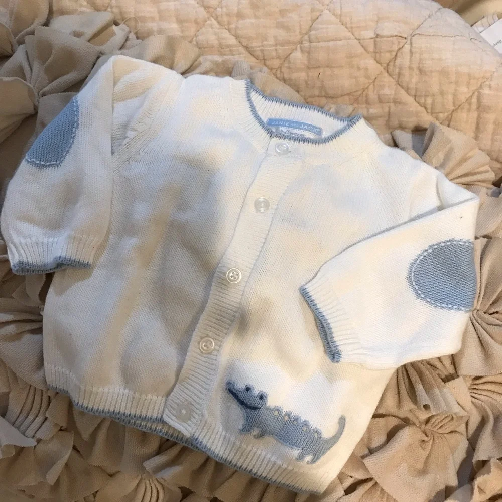 🍼 JANIE AND JACK Sweater/Short Bundle